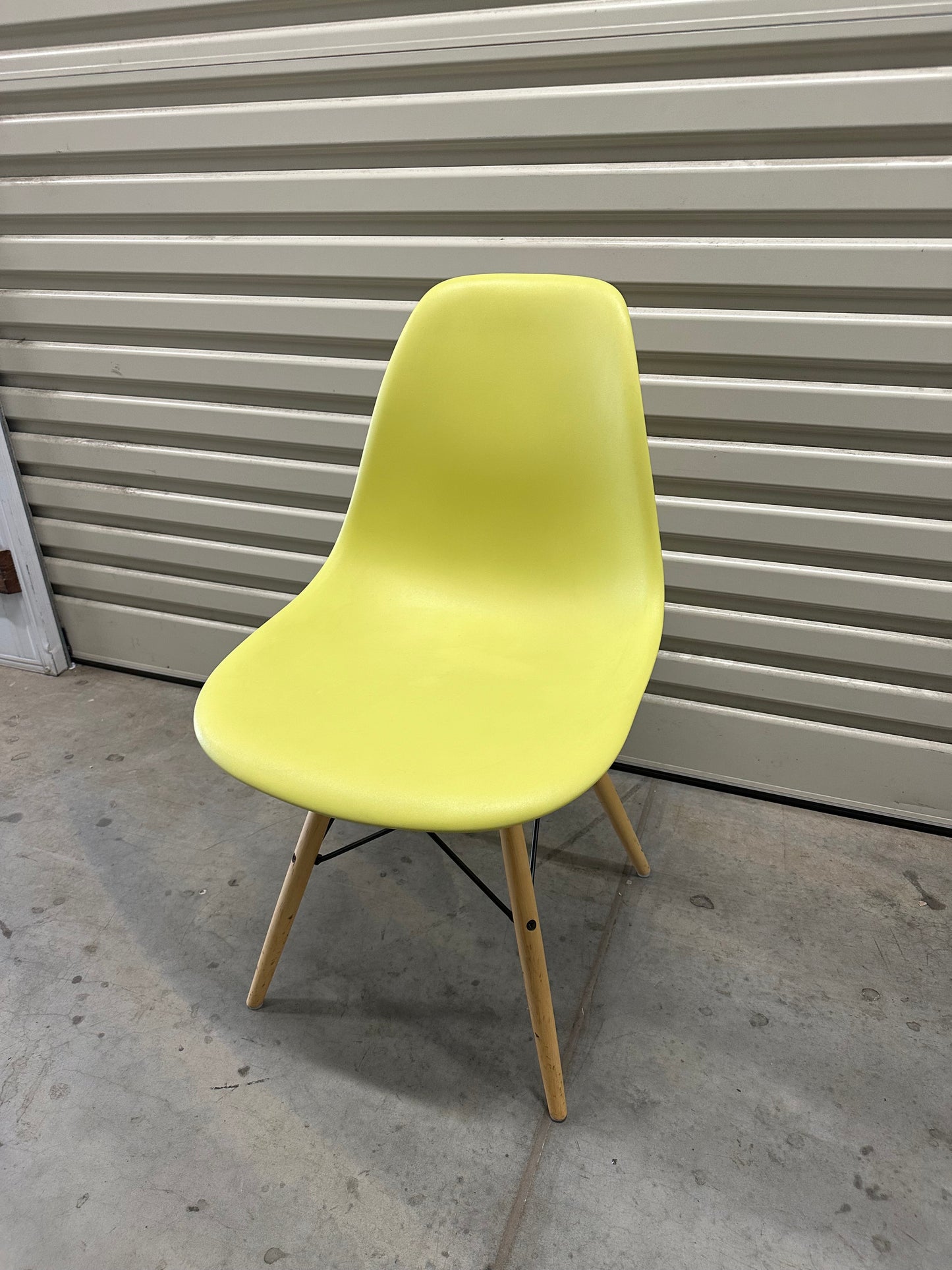 Eames Moulded Plastic Side Chair Dowel - Mustard