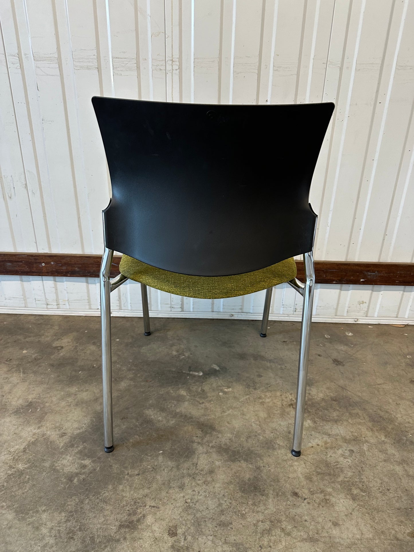 Schiavello reception stackable chair - Green