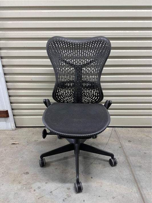 Herman Miller Mirra Office Chair no arms - Black