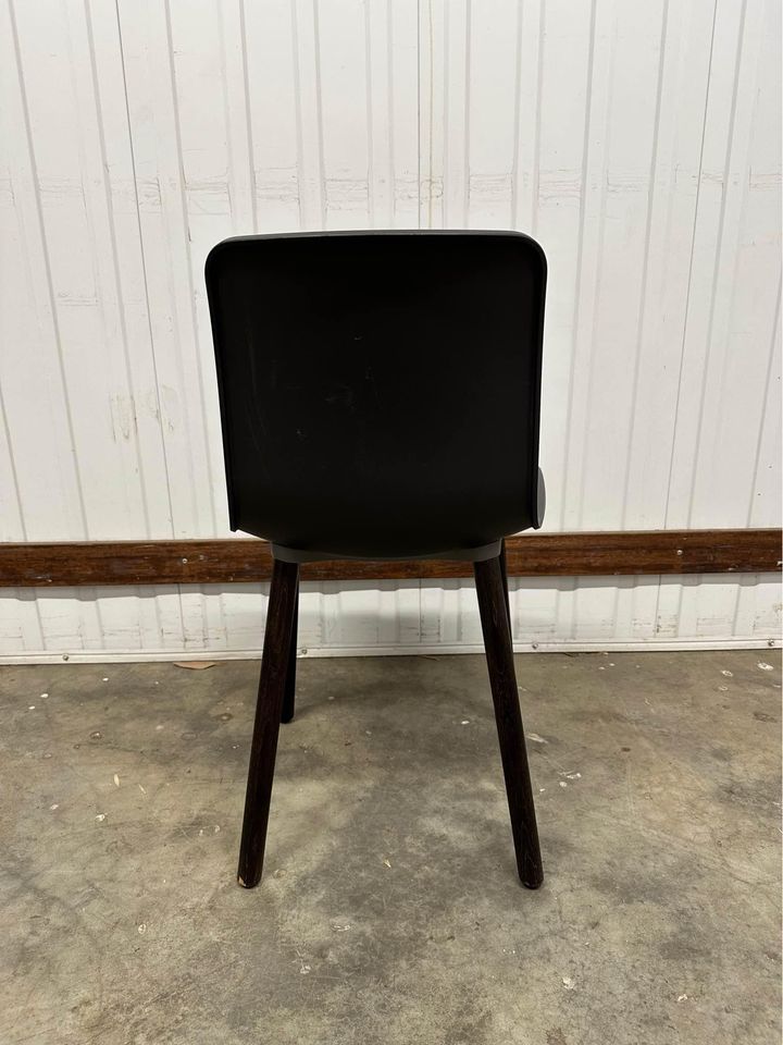 Vitra HAL Wood chair by Jasper Morrison - Black