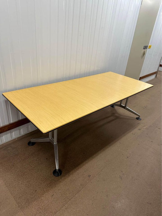 Wilkhahn Office Desk - 1600L x 900W