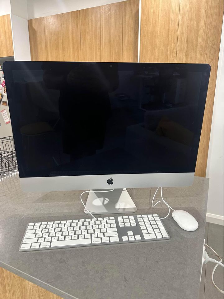 2019 Apple iMac 27 inch 3.1GHz 6 core, 40GB RAM, 1TB HDD