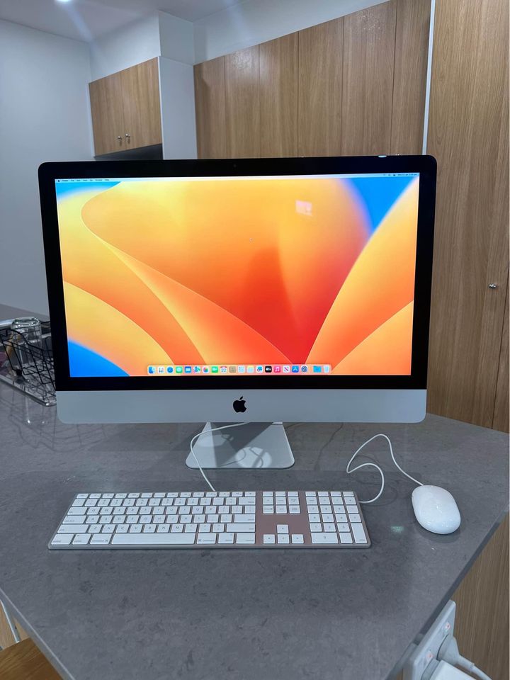 2019 Apple iMac 27 inch 3.1GHz 6 core, 40GB RAM, 1TB HDD