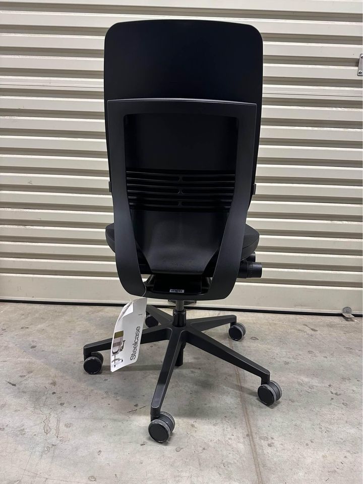 New Steelcase Gestures (Armless) - Black