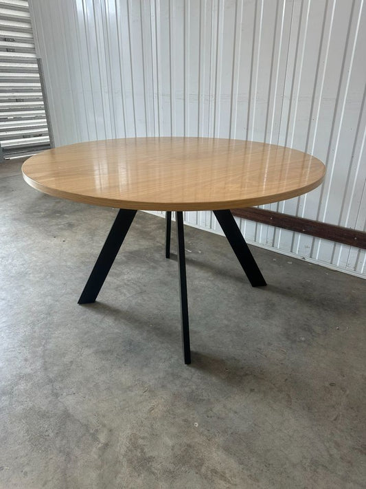 Premium Round Timber Table with Powder-Coated Legs – Ideal for Home or Office Spaces