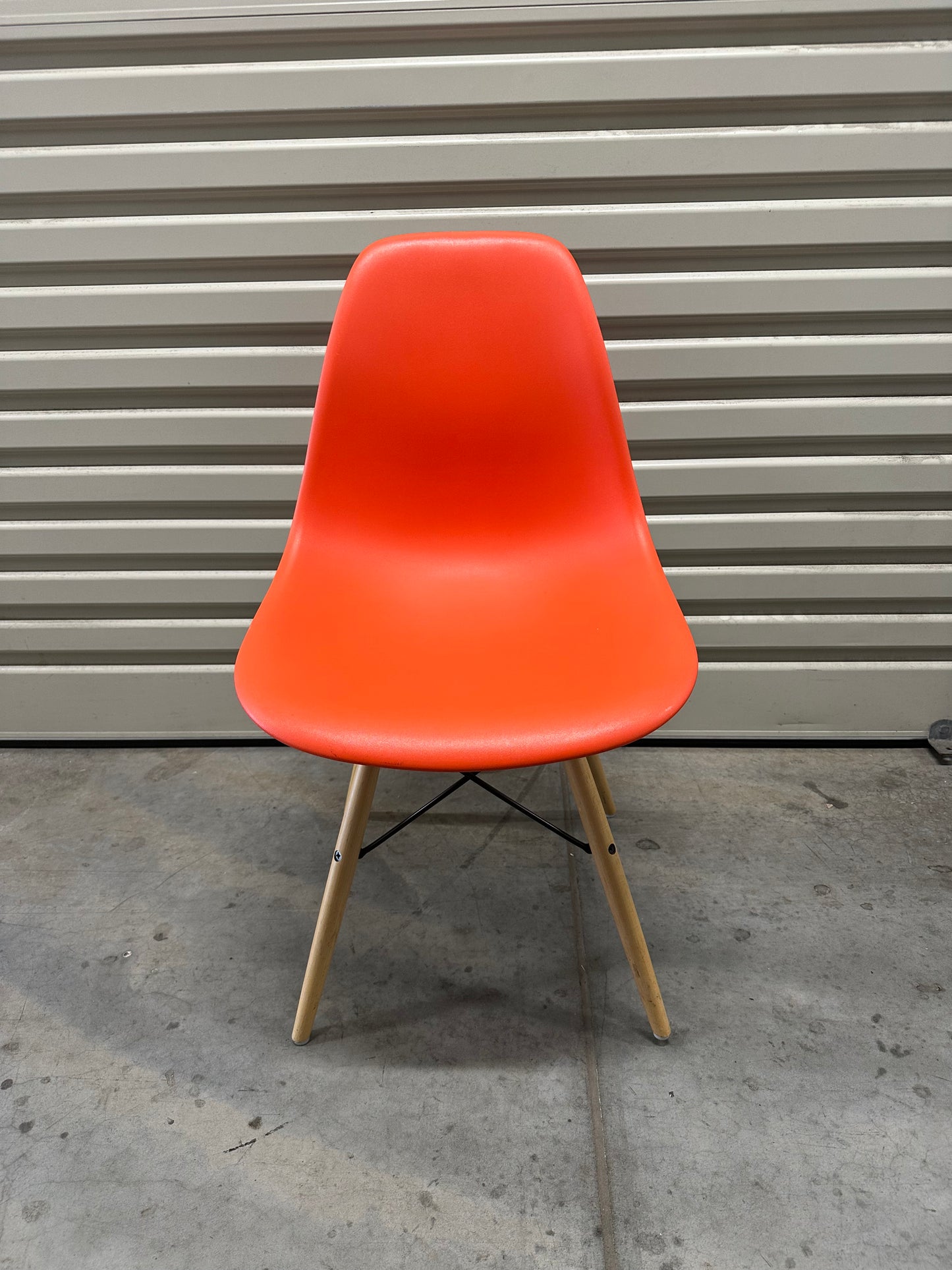 Eames Moulded Plastic Side Chair, Dowel - Red