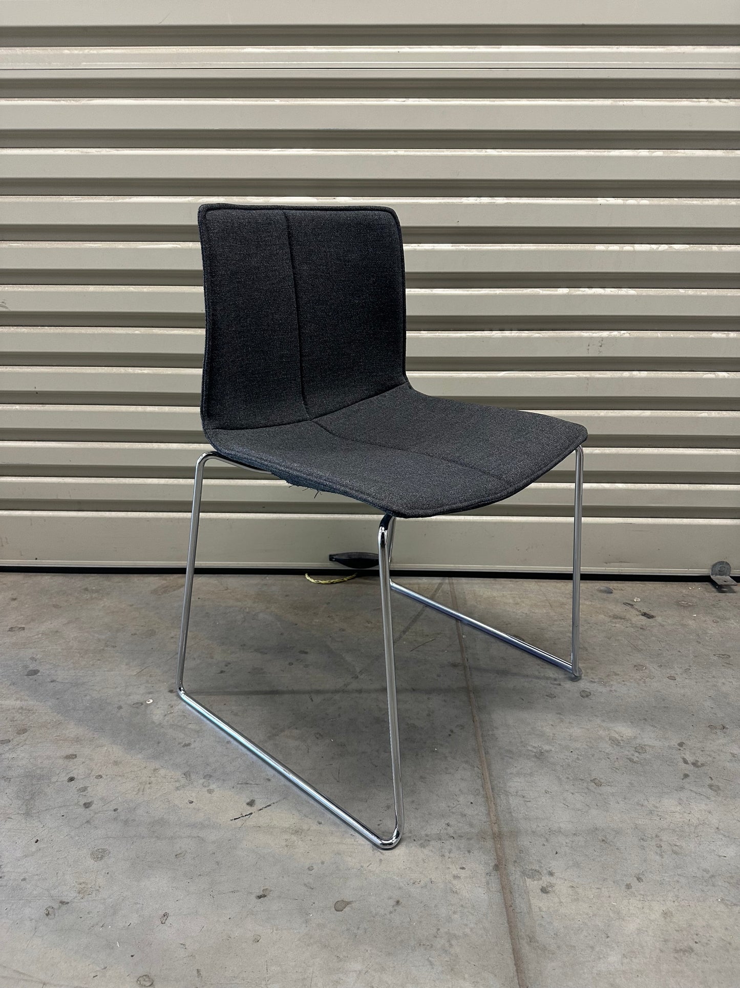 Arper Catifa 46 Sled Chair - Grey