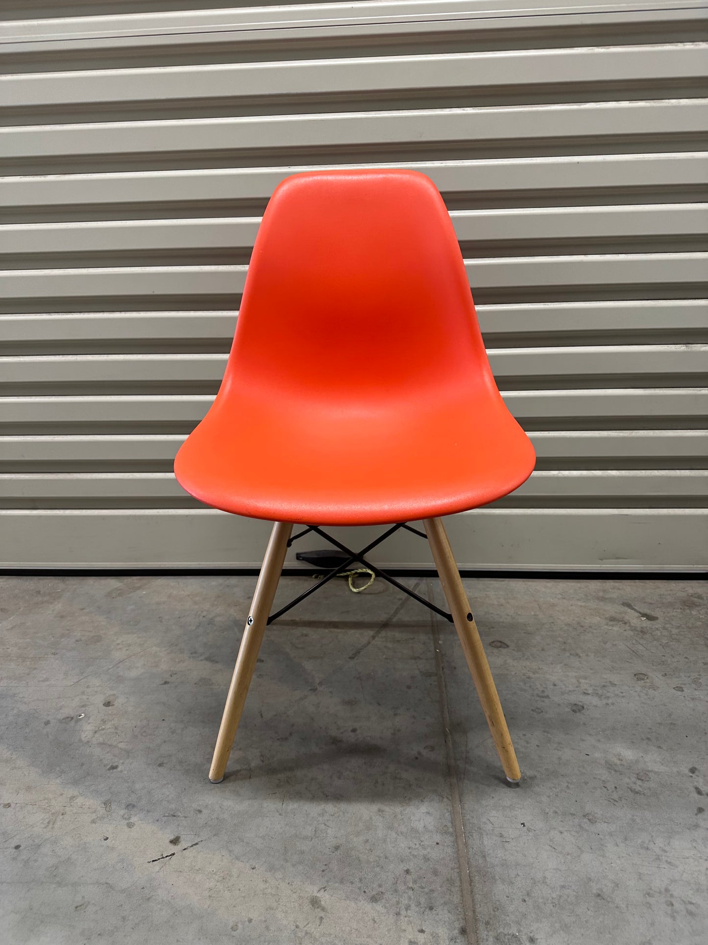 Eames Moulded Plastic Side Chair, Dowel - Red