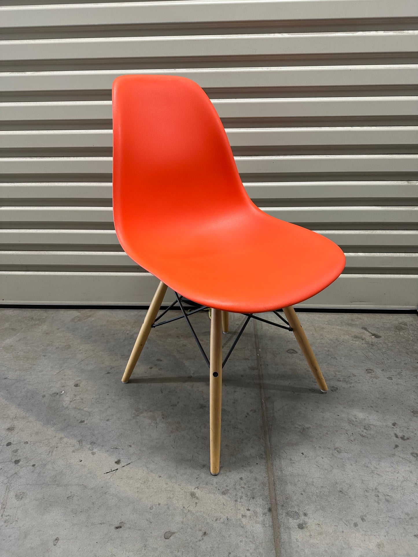 Eames Moulded Plastic Side Chair, Dowel - Red