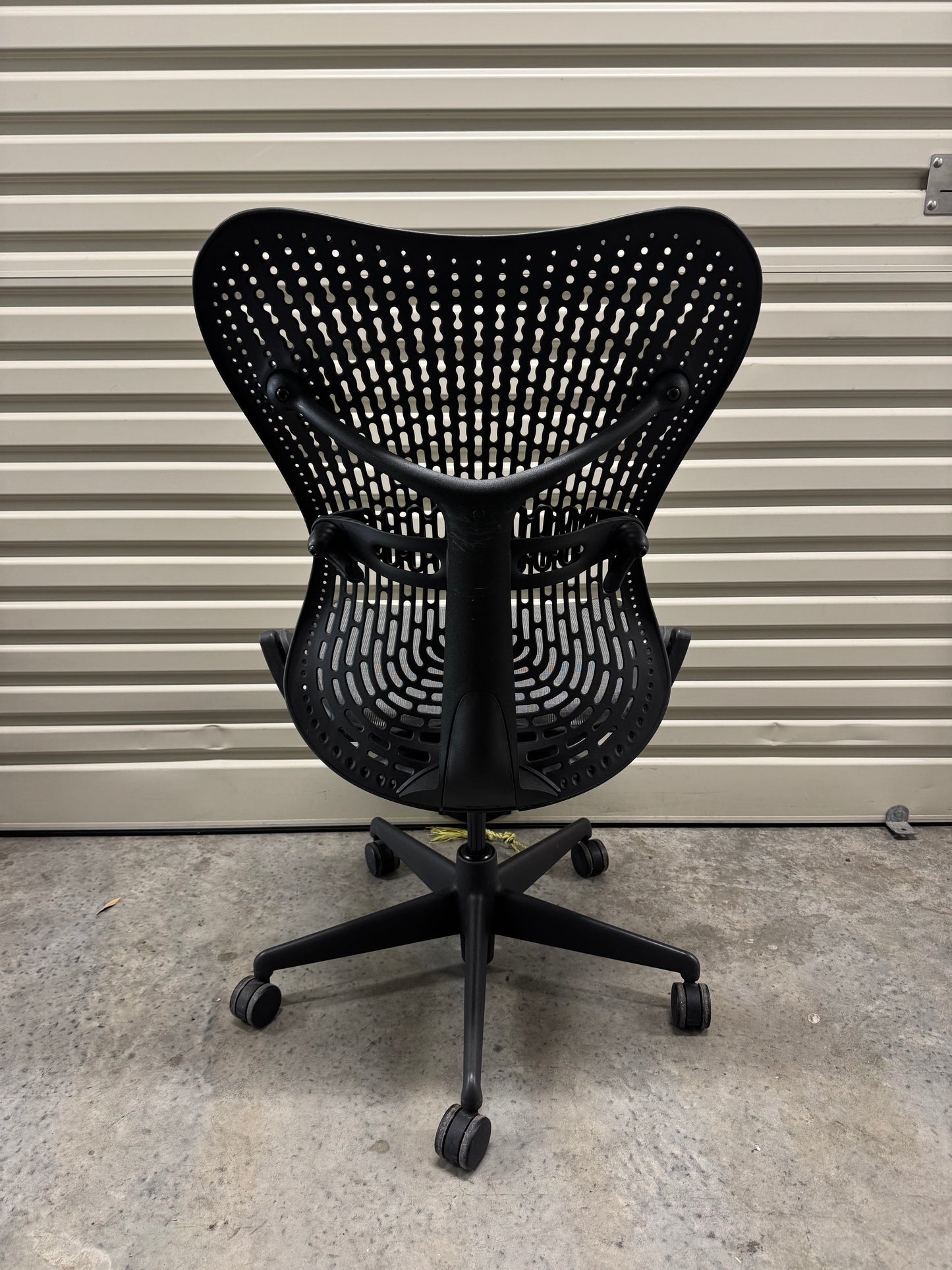 Herman Miller Mirra Office Chair no Arms - Graphite