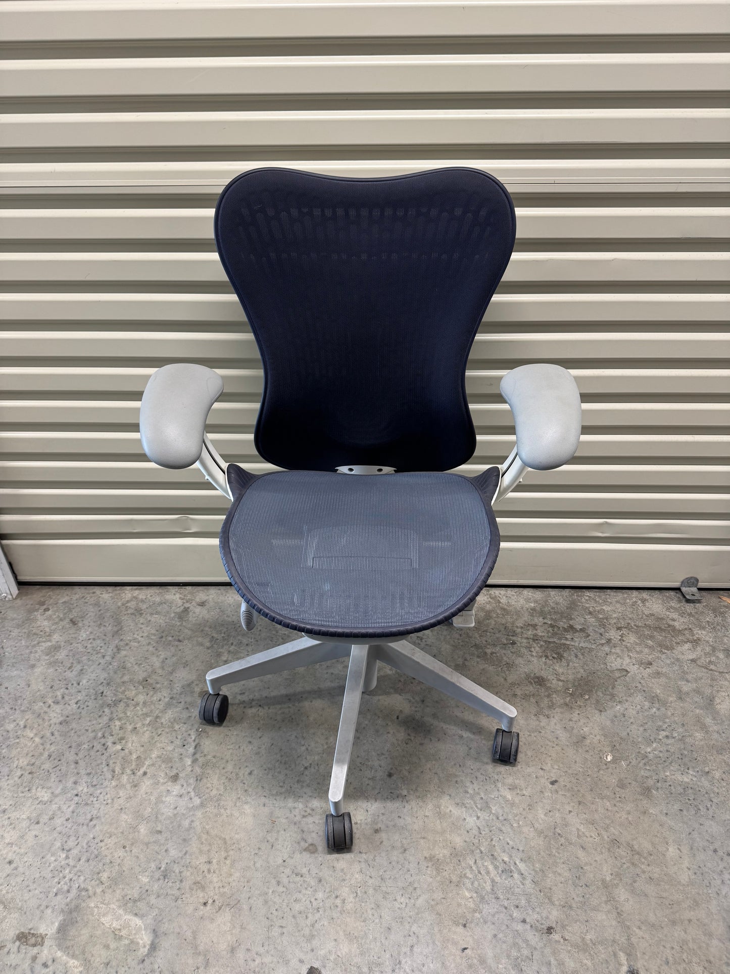 Herman Miller Mirra 2 Chair Upholstered Butterfly Back