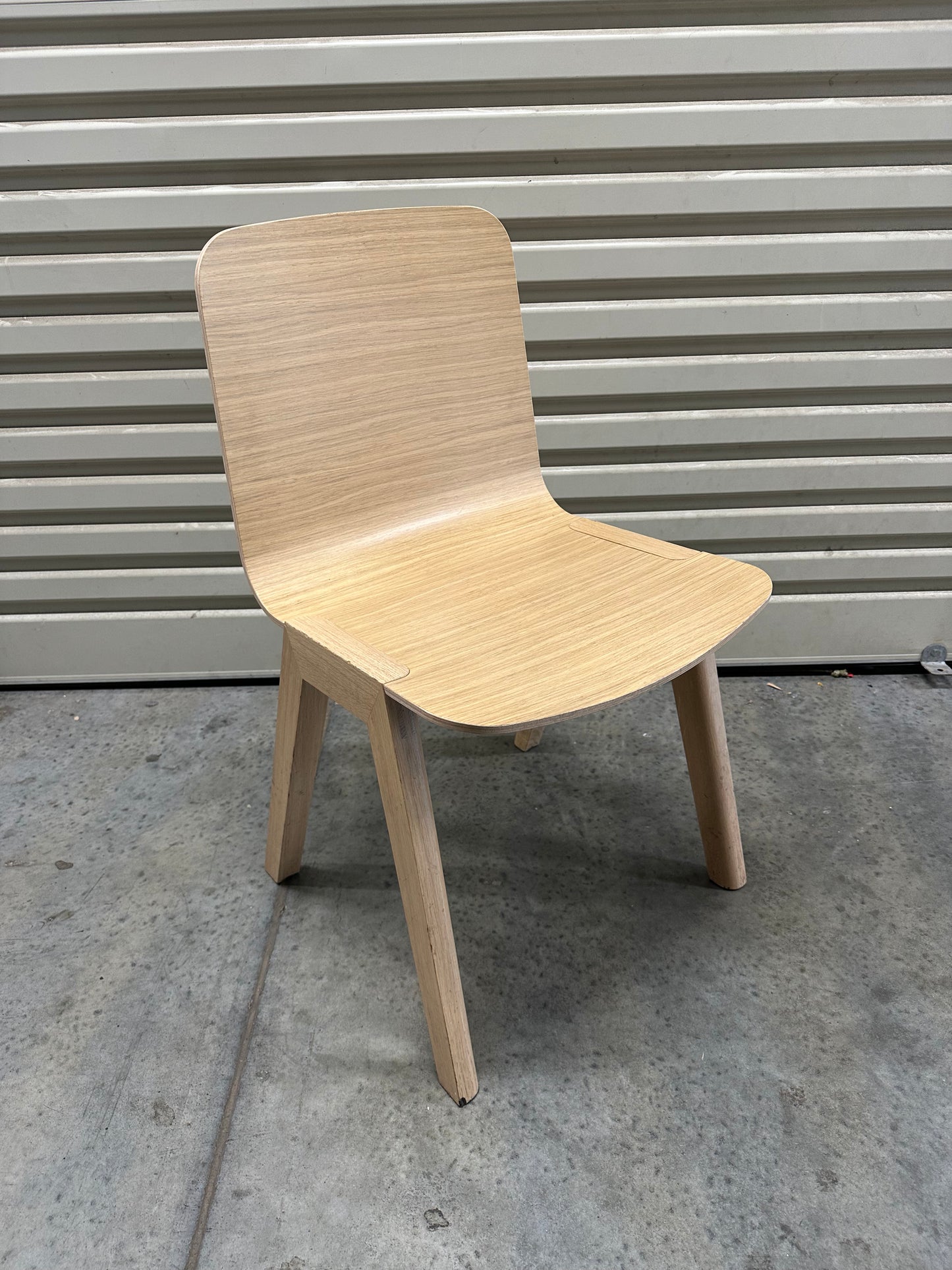 Heldu Chair by Alki – Designed by Jean Louis Iratzoki