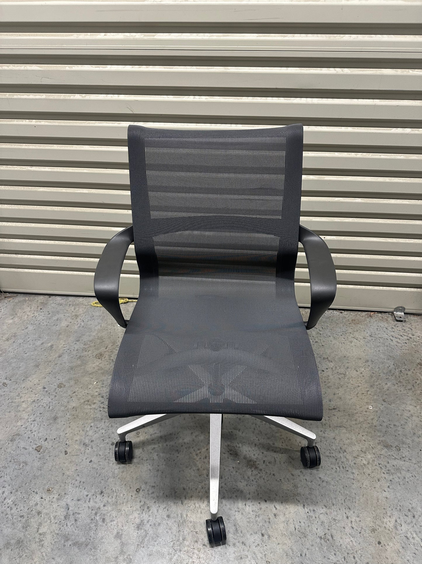 Herman Miller Setu - Graphite