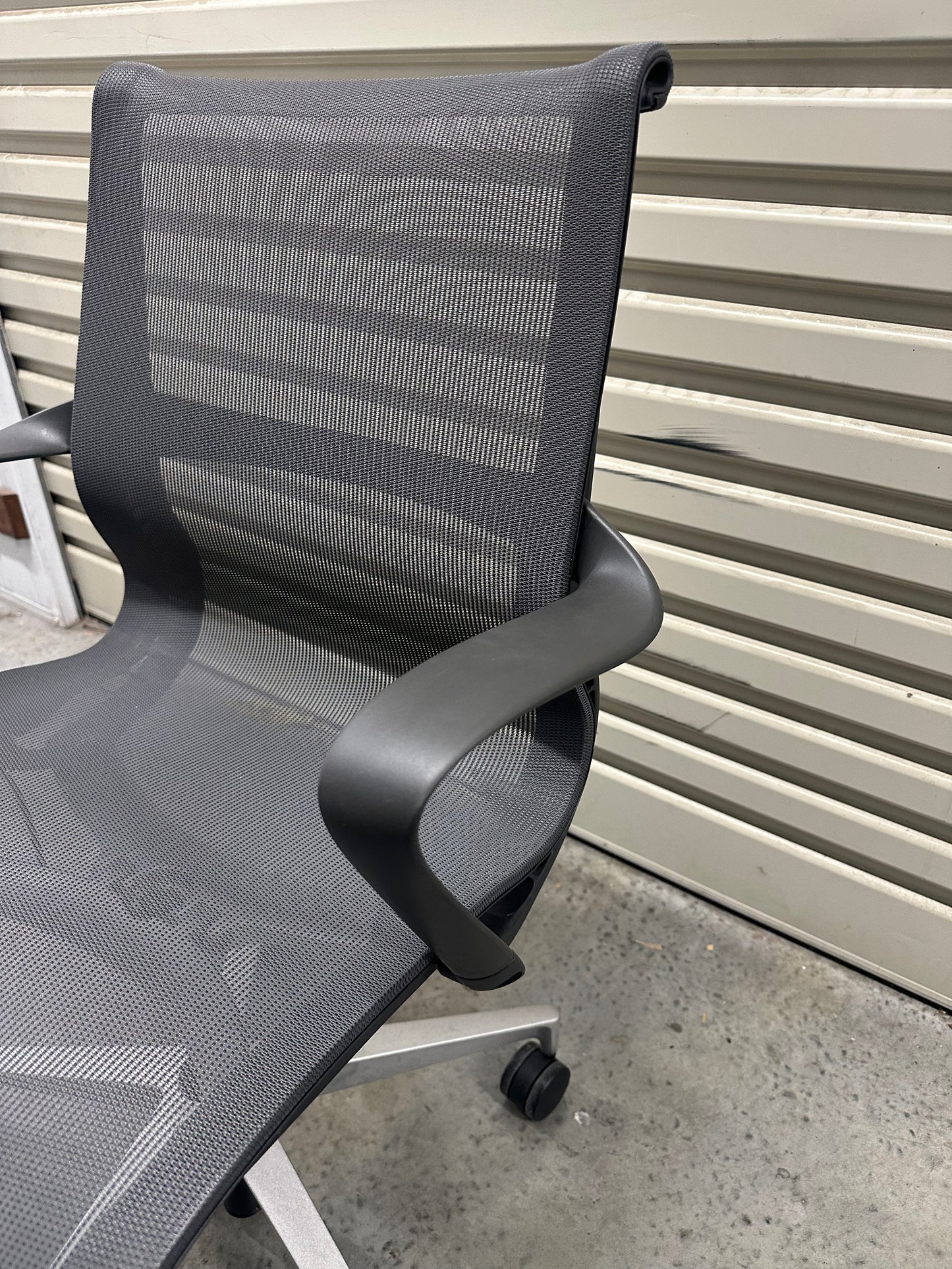 Herman Miller Setu - Graphite