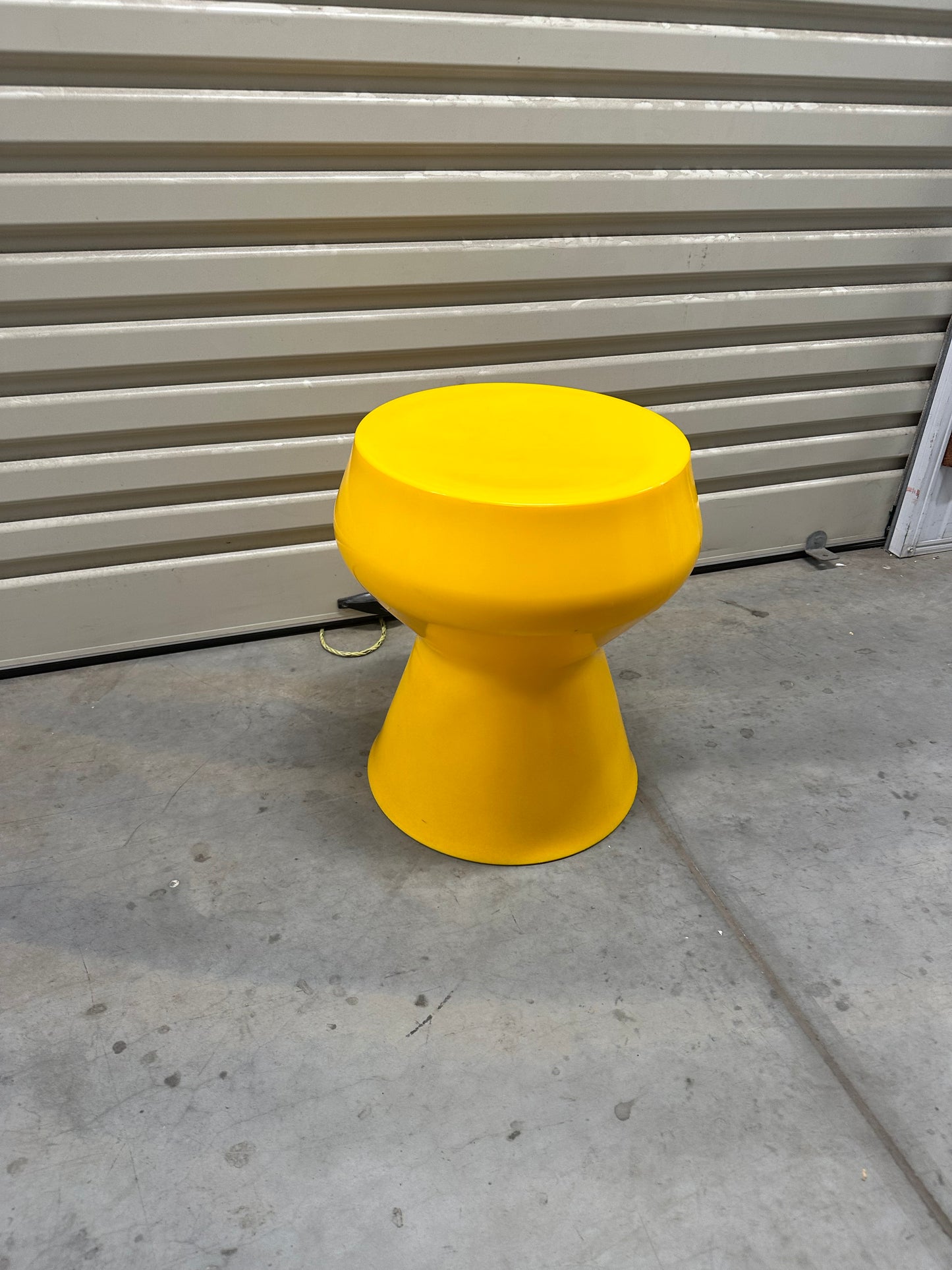 Korban Flaubert Swell Side table/Stool - Yellow