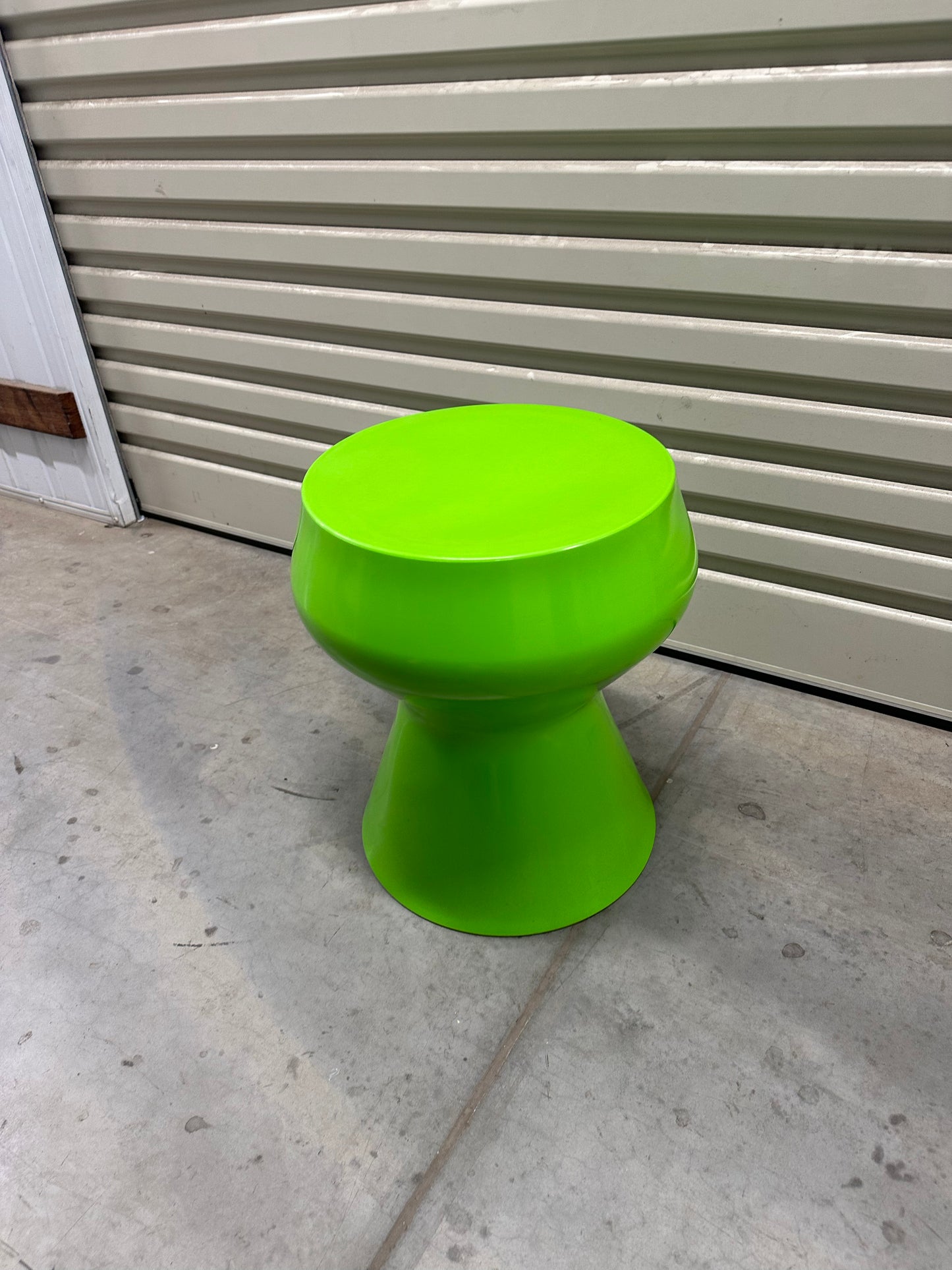 Korban Flaubert Swell Side table/Stool - Green