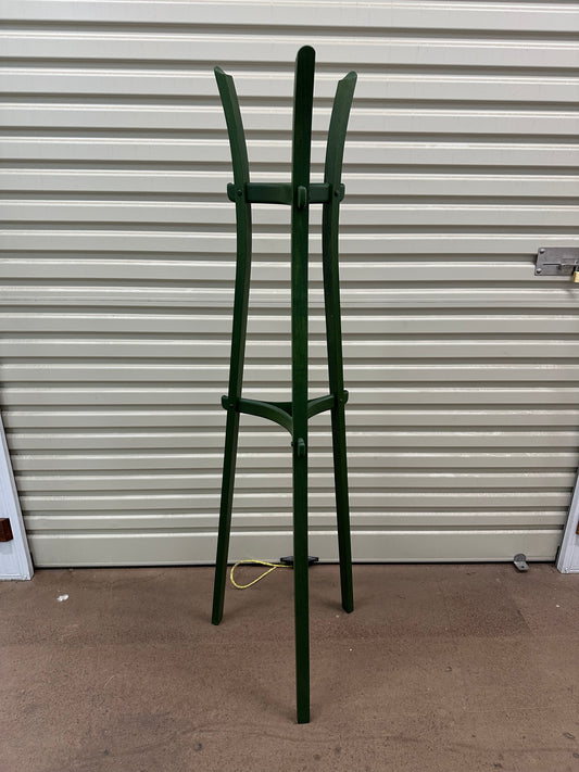 Leek coat stand by Mentsen - Green