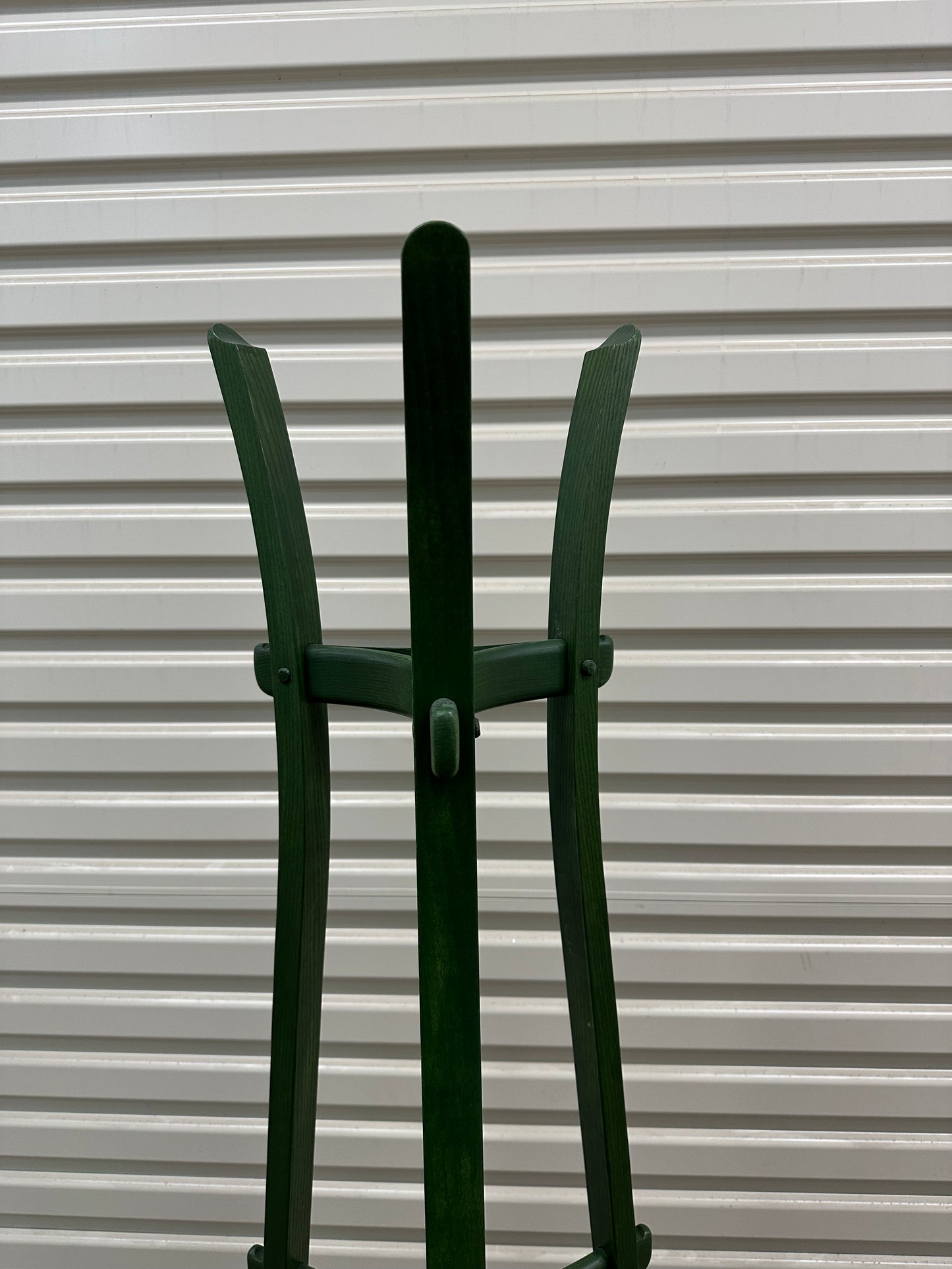 Leek coat stand by Mentsen - Green