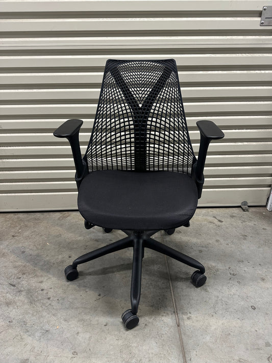 Herman Miller Sayl with Armrest - Black