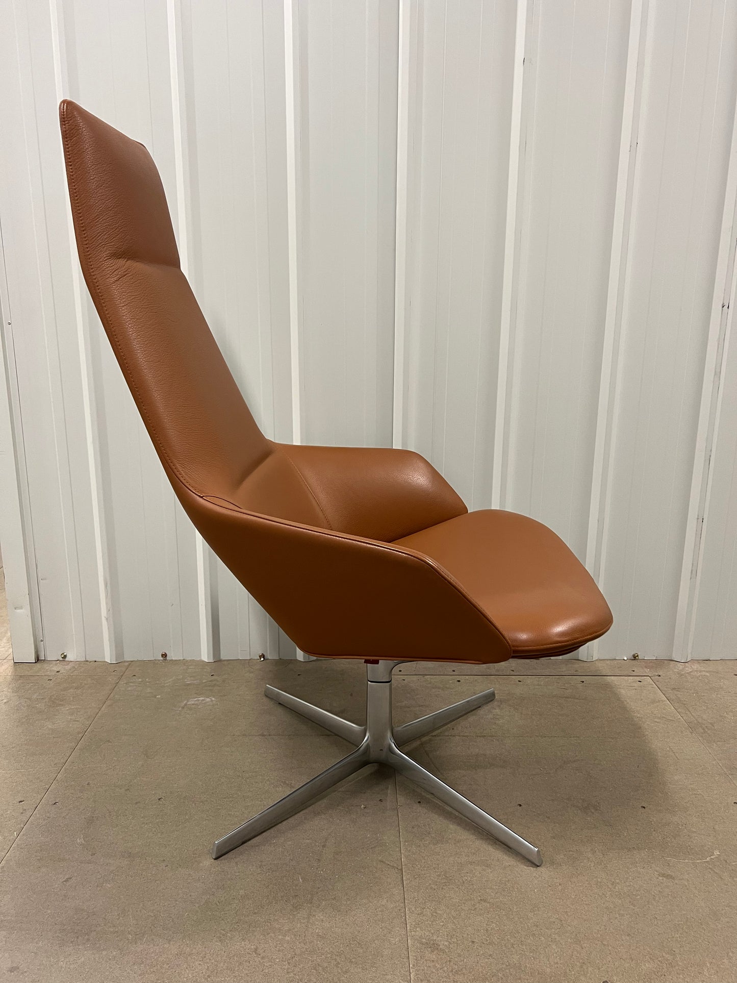 Arper Aston Lounge Armchair - Brown