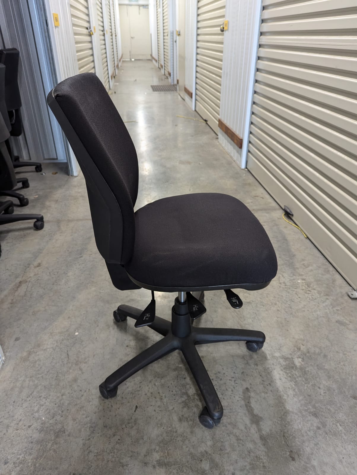 H80 Medium Back Typist Premium Office Chair