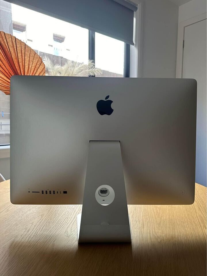 Custom Build 2019 Apple 27 inch iMac 3.6GHz i9 8 Core, 32GB RAM, 8GB Graphics, 1TB SSD